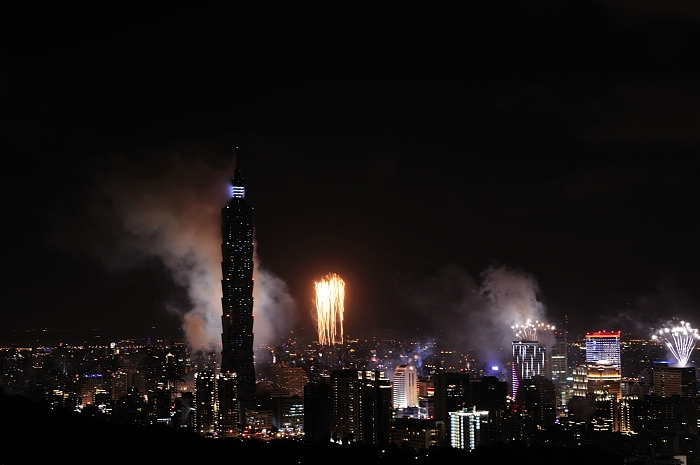 republic-of-china-100-firework