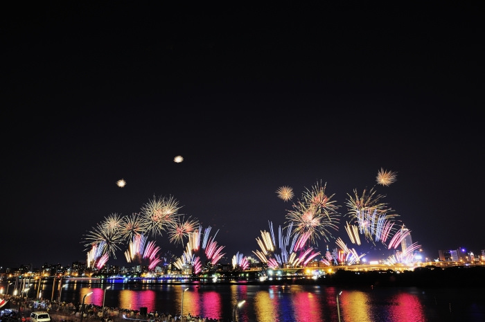 2013-dadaocheng-fireworks